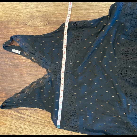 Intimately free people - Picture 6 of 11